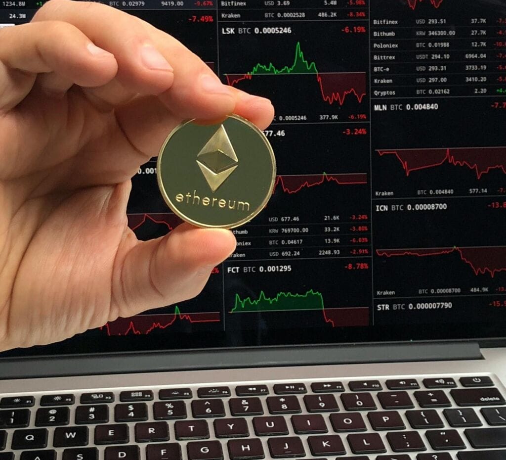 Dự Đo&aacute;n Thị Trường Crypto 2024: C&aacute;c Xu Hướng Thống Trị